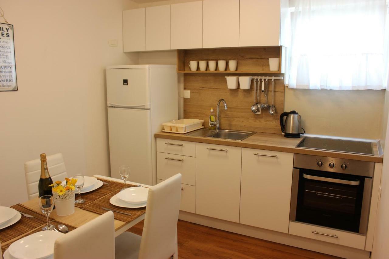 Apartment Juric Brodarica (Sibenik-Knin)